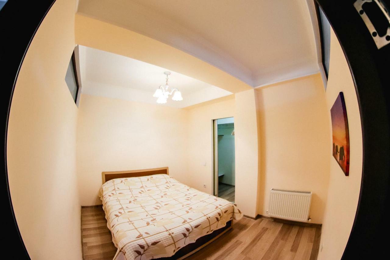 Center Of Chisinau I Close To Stefan Cel Mare Street I Lev Tolstoi Exterior photo